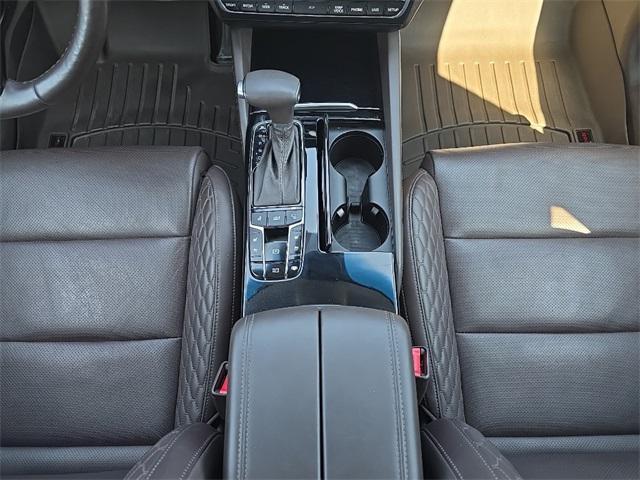 Photo of 2018 Granite Brown Kia Cadenza