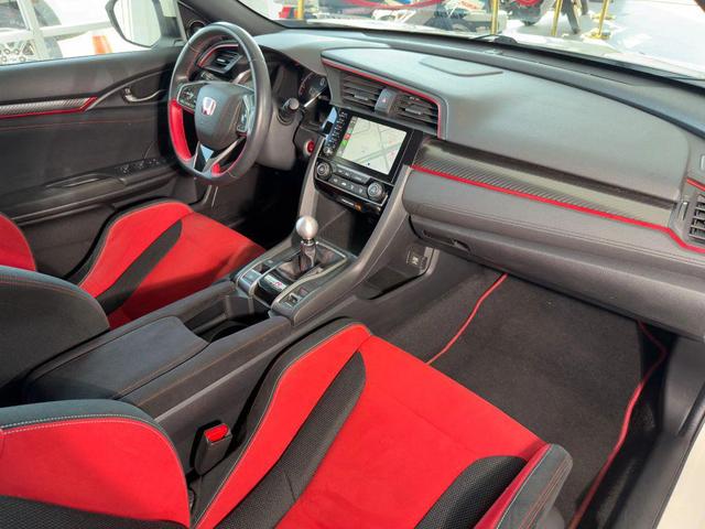 Photo of 2019 Championship White Honda Civic Type R