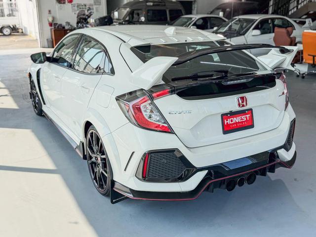 Photo of 2019 Championship White Honda Civic Type R