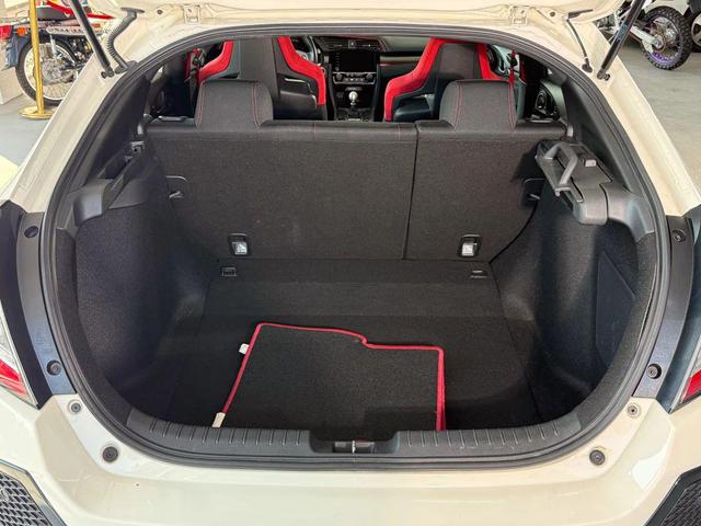 Photo of 2019 Championship White Honda Civic Type R