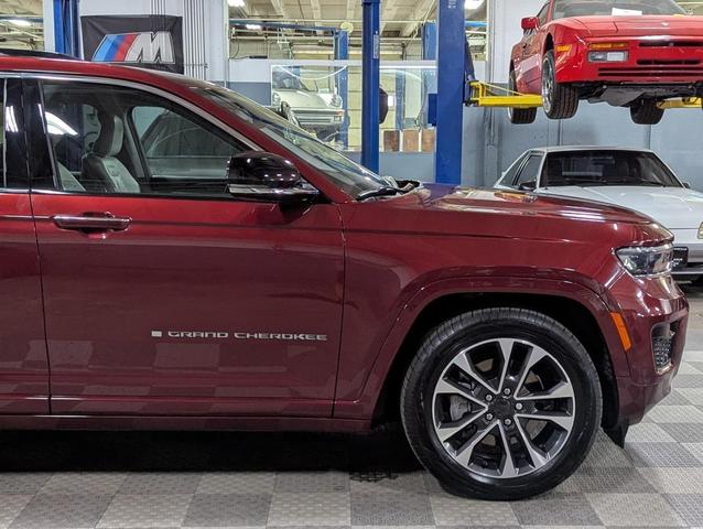 Photo of 2021 Velvet Red Pearlcoat Jeep Grand Cherokee L
