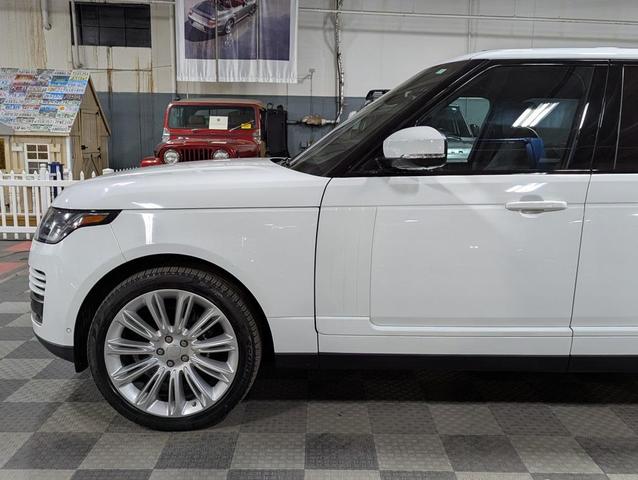 Photo of 2020 Fuji White Land Rover Range Rover