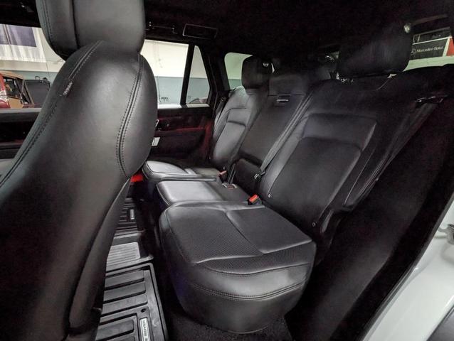 Photo of 2020 Fuji White Land Rover Range Rover