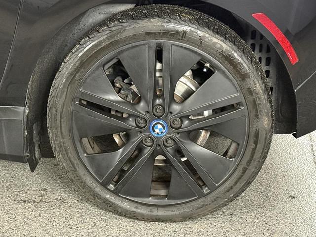 Photo of 2017 Fluid Black w/Highlight BMW i Blue BMW i3