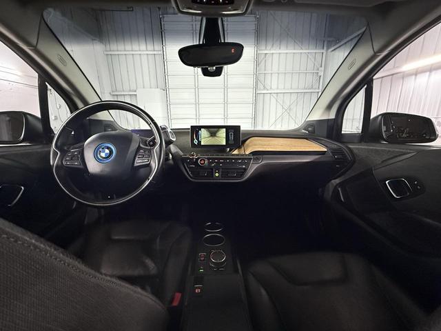 Photo of 2017 Fluid Black w/Highlight BMW i Blue BMW i3