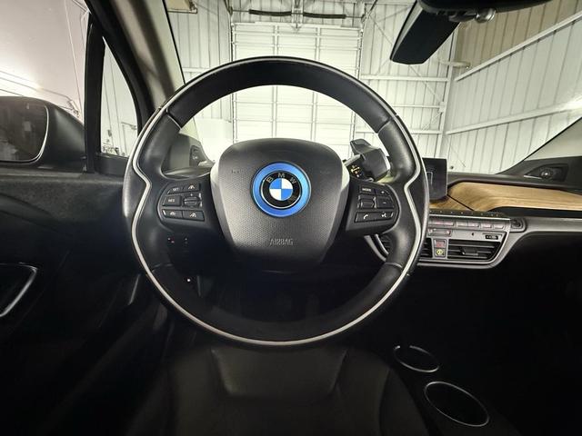 Photo of 2017 Fluid Black w/Highlight BMW i Blue BMW i3