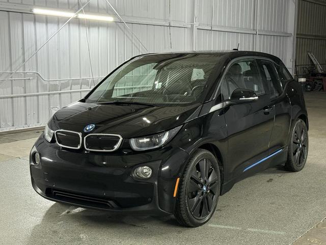 Photo of 2017 Fluid Black w/Highlight BMW i Blue BMW i3