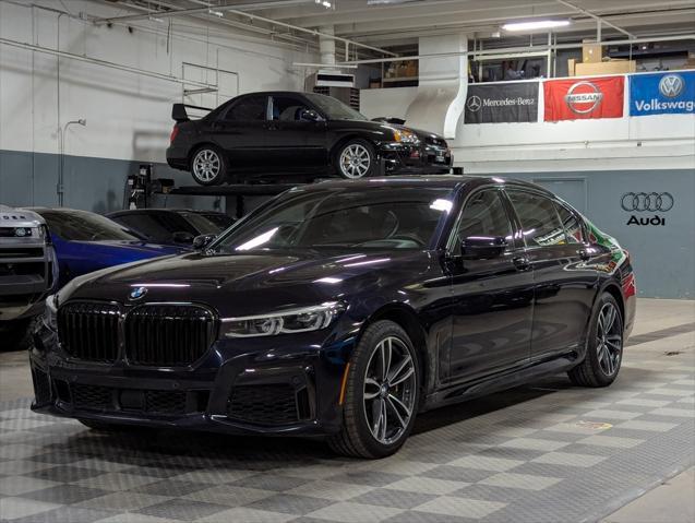 2022 BMW 750