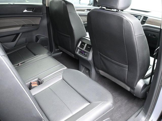 Photo of 2022 Pyrite Silver Metallic Volkswagen Atlas
