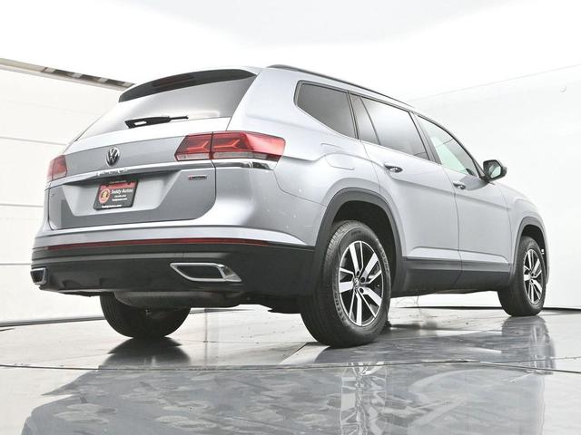 Photo of 2022 Pyrite Silver Metallic Volkswagen Atlas