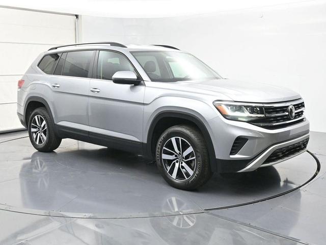 Photo of 2022 Pyrite Silver Metallic Volkswagen Atlas