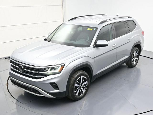 Photo of 2022 Pyrite Silver Metallic Volkswagen Atlas