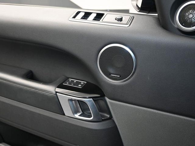 Photo of 2021 Santorini Black Metallic Land Rover Range Rover Sport