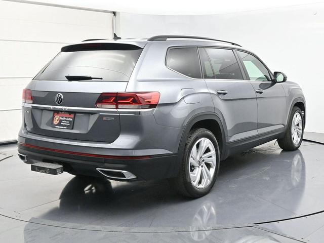 Photo of 2021 Platinum Gray Metallic Volkswagen Atlas