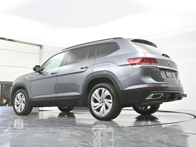 Photo of 2021 Platinum Gray Metallic Volkswagen Atlas