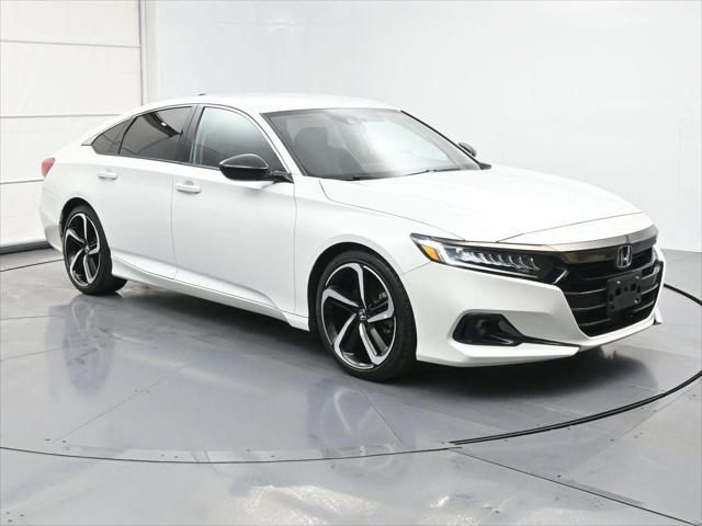 Photo of 2022 Platinum White Pearl Honda Accord