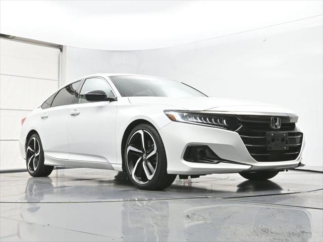 Photo of 2022 Platinum White Pearl Honda Accord