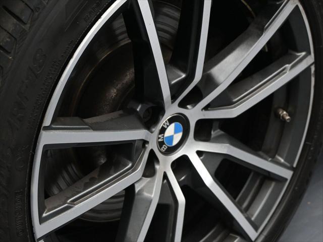 Photo of 2022 Alpine White BMW 330