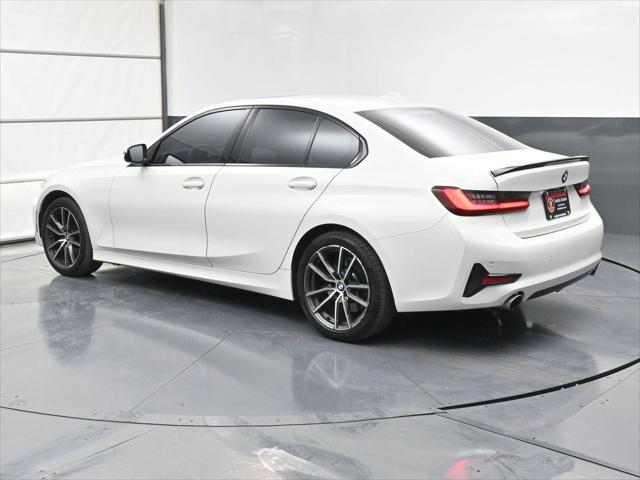 Photo of 2022 Alpine White BMW 330