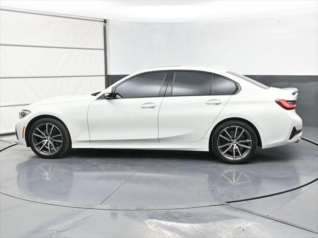 Photo of 2022 Alpine White BMW 330