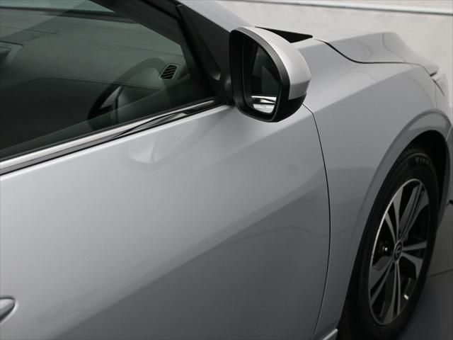 Photo of 2023 Brilliant Silver Metallic Nissan Sentra
