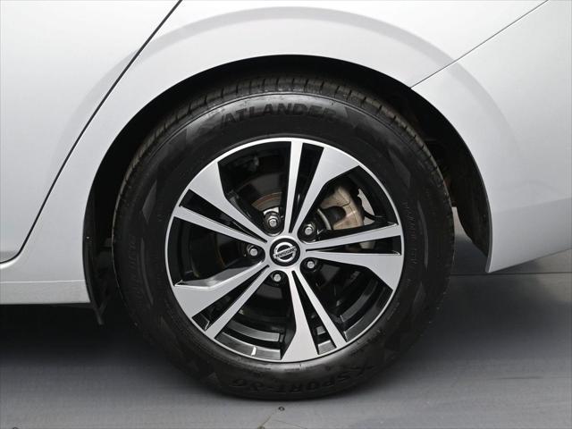 Photo of 2023 Brilliant Silver Metallic Nissan Sentra