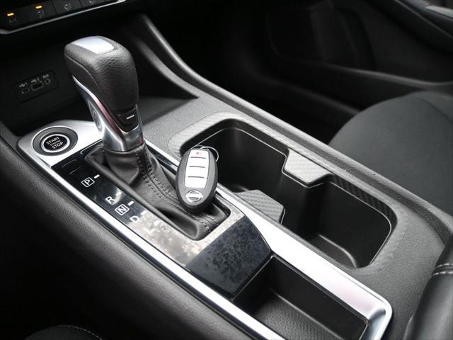 Photo of 2023 Brilliant Silver Metallic Nissan Sentra
