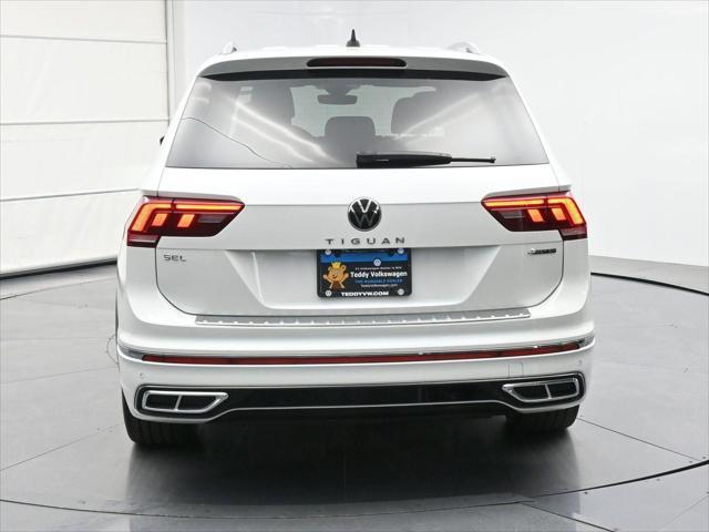 Photo of 2022 Atlantic Blue Metallic Volkswagen Tiguan