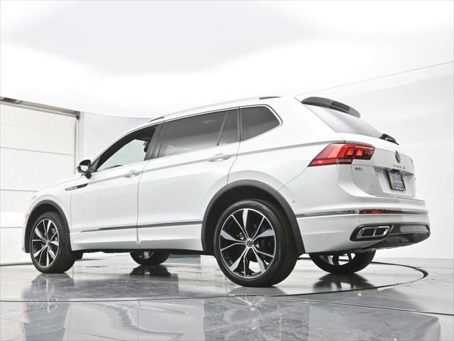 Photo of 2022 Atlantic Blue Metallic Volkswagen Tiguan