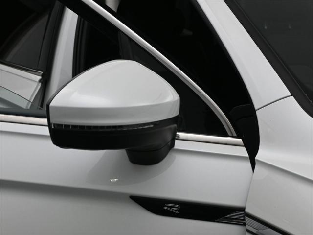 Photo of 2022 Atlantic Blue Metallic Volkswagen Tiguan