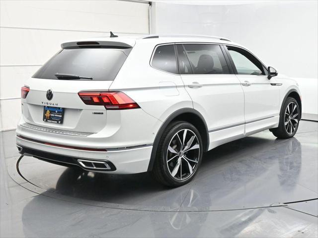 Photo of 2022 Atlantic Blue Metallic Volkswagen Tiguan