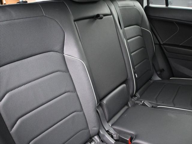 Photo of 2022 Atlantic Blue Metallic Volkswagen Tiguan