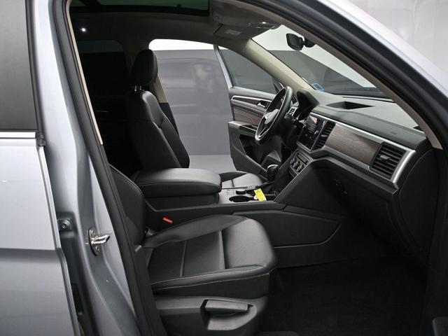 Photo of 2021 Pyrite Silver Metallic Volkswagen Atlas