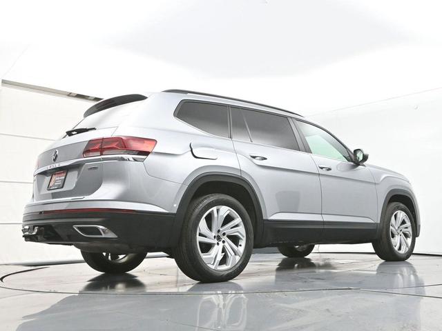 Photo of 2021 Pyrite Silver Metallic Volkswagen Atlas