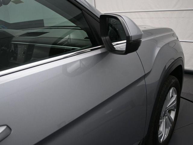 Photo of 2021 Pyrite Silver Metallic Volkswagen Atlas