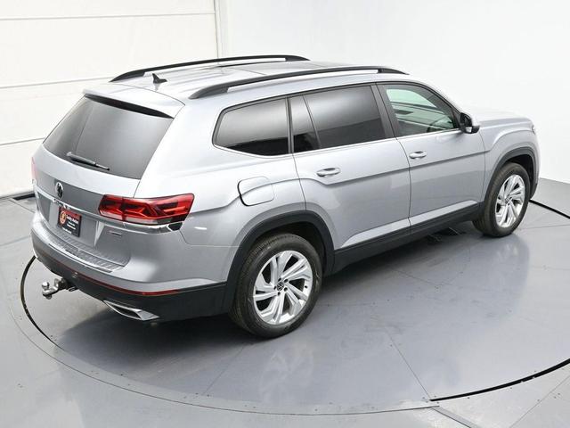 Photo of 2021 Pyrite Silver Metallic Volkswagen Atlas