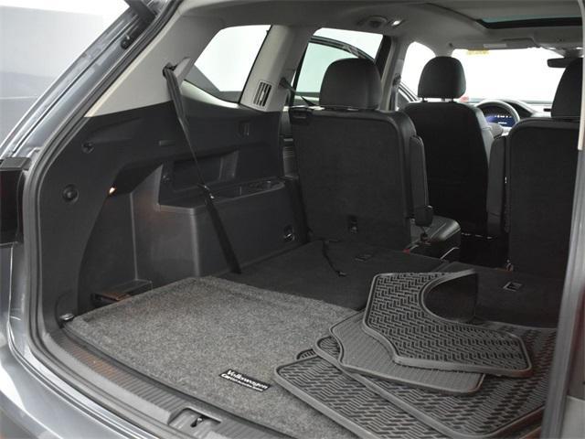 Photo of 2021 Pure White Volkswagen Atlas