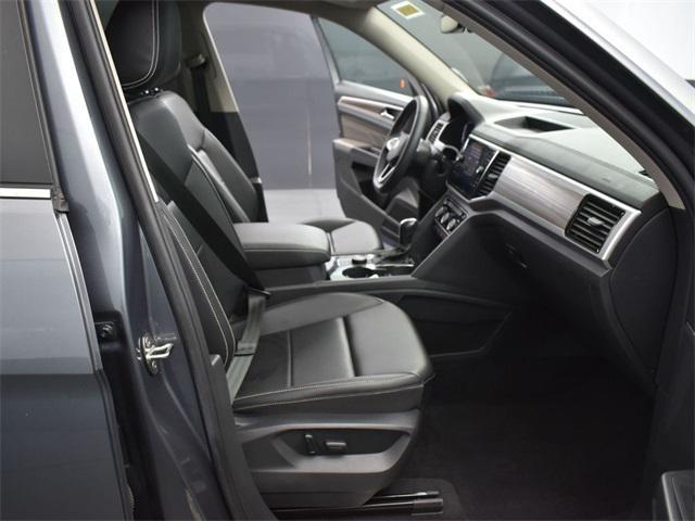 Photo of 2021 Pure White Volkswagen Atlas