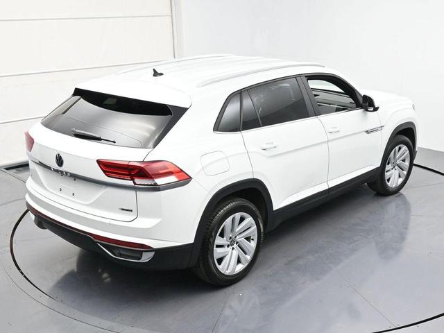 Photo of 2023 Pure White Volkswagen Atlas Cross Sport