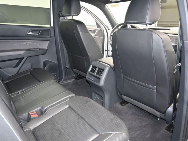 Photo of 2023 Pure White Volkswagen Atlas Cross Sport