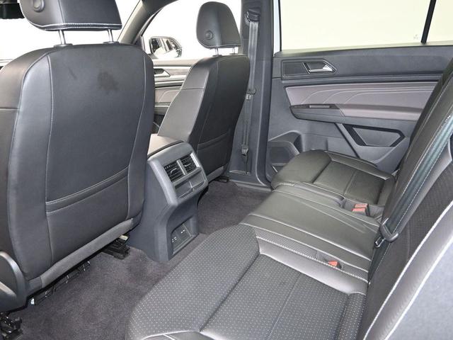 Photo of 2023 Pure White Volkswagen Atlas Cross Sport