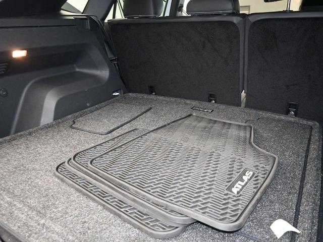 Photo of 2023 Pure White Volkswagen Atlas Cross Sport