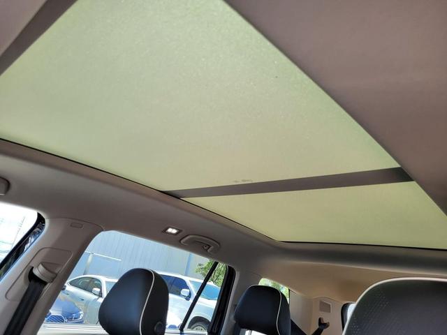 Photo of 2025 Deep Black Pearl Volkswagen Atlas