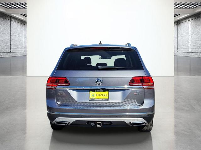Photo of 2019 Platinum Gray Metallic Volkswagen Atlas