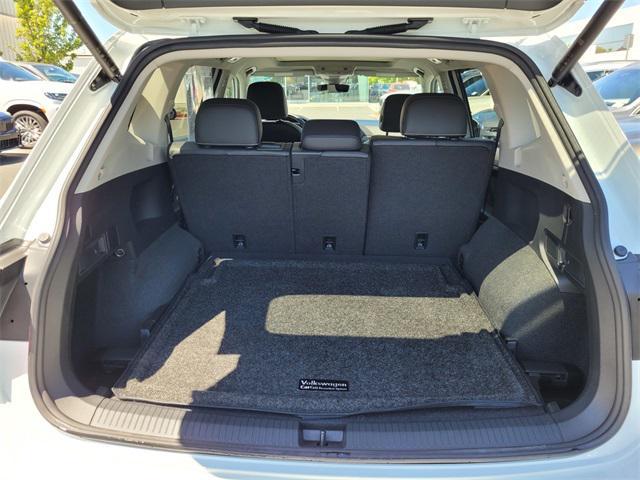 Photo of 2024 Pure White Volkswagen Tiguan