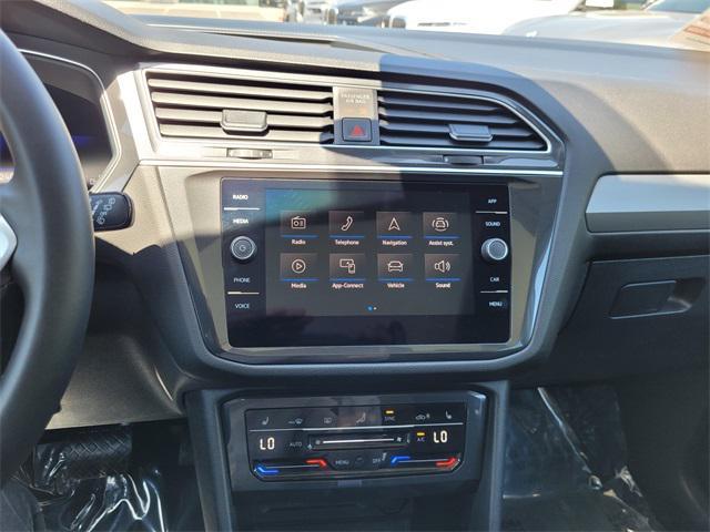 Photo of 2024 Pure White Volkswagen Tiguan
