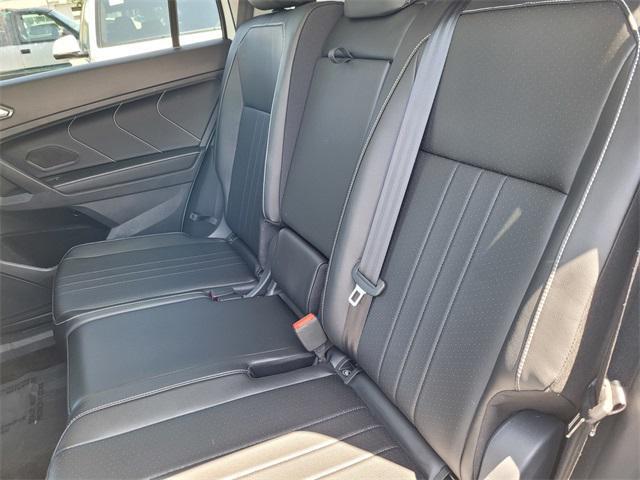Photo of 2024 Pure White Volkswagen Tiguan