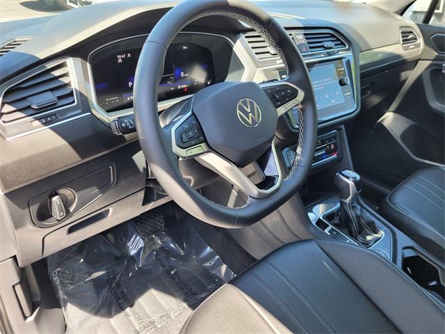 Photo of 2024 Pure White Volkswagen Tiguan