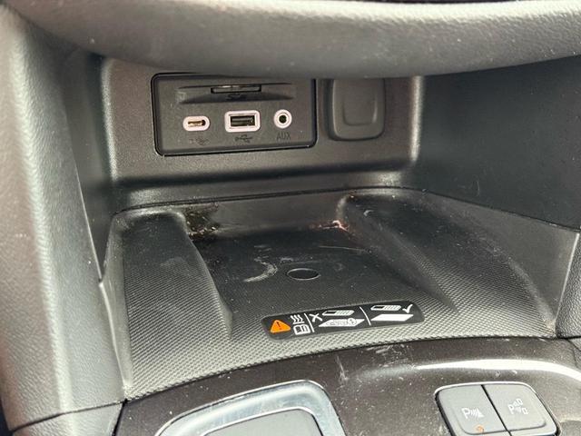 Photo of 2022 Silver Ice Metallic Chevrolet Equinox