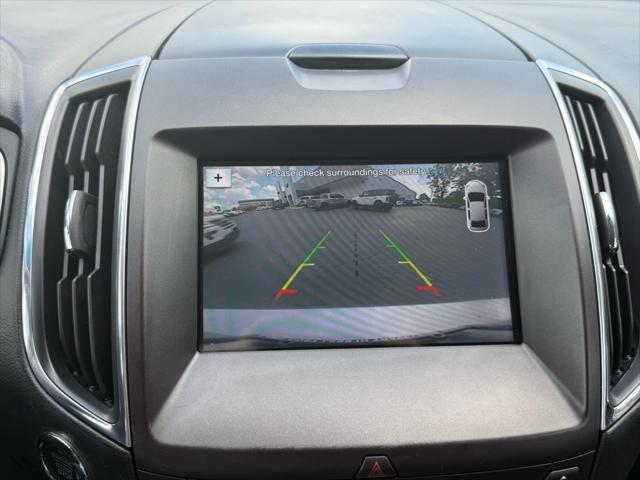 Photo of 2018 Ingot Silver Ford Edge